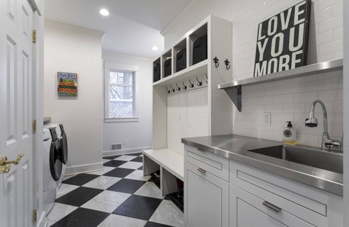 Traverse City House | Traverse City Over the Top Luxury-7 bed 5 1/2 bath