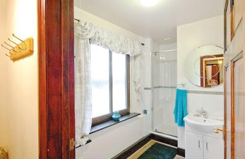 Hythe House | Treacle Cottage At Treacle Den - E5385
