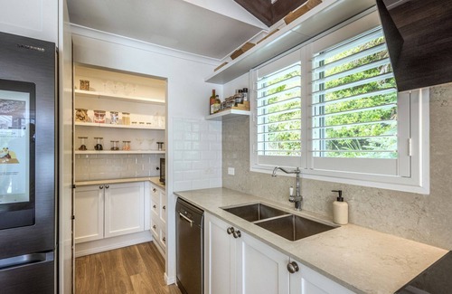 Eagle Heights House | Treasure on the Mountain