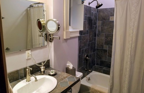 Front Park Bed & Breakfast | Treat yourself to Victorian charm