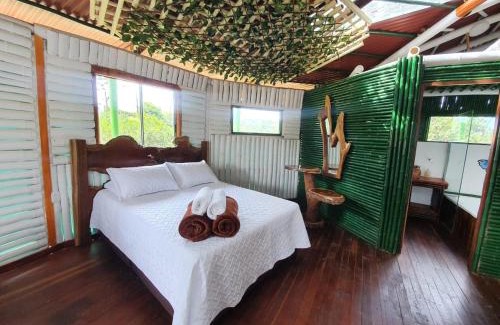 Pereira Cabin | Tree House Finca La Floresta Verde