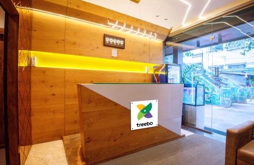 Prabhadevi Hotel | Treebo Amber Imperial