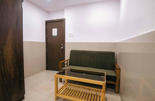 Phase 1 Hotel | Treebo Empire Executive Premium, Hinjewadi