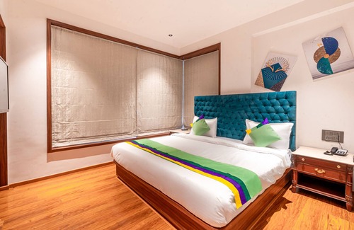 Thane West Hotel | Treebo Premium Heritage Grand, Thane
