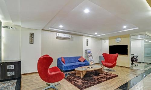 Bengaluru Hotel | Treebo Premium Raj Vista Global Village