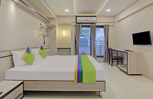 Baner Hotel | Treebo Sumati Baner