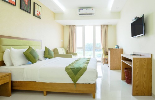 Bommasandra Hotel | Treebo The Galaxy Bommasandra