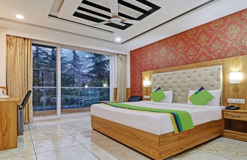 Bhagsu Nag Hotel | Treebo Trend Akashdeep