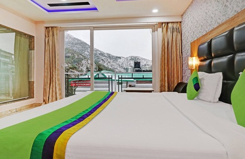 Bhagsu Nag Hotel | Treebo Trend Akashdeep