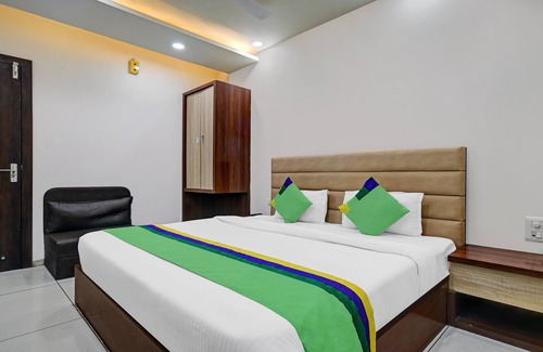 Dehradun Hotel | Treebo Trend Calista Square