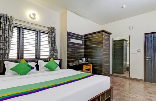 Electronics City Hotel | Treebo Trend Coastal Grand