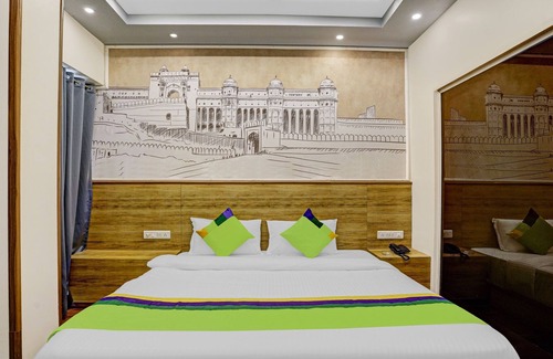 Vile Parle East Hotel | Treebo Trend Freedom Star, Vile Parle