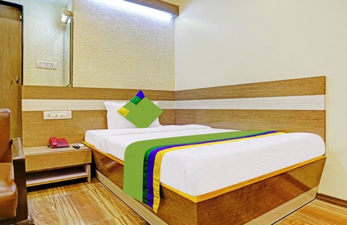 Parel Hotel | Treebo Trend Hiramani Parel Lalbaug