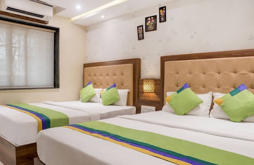 Bhandup West Hotel | Treebo Trend New Amber