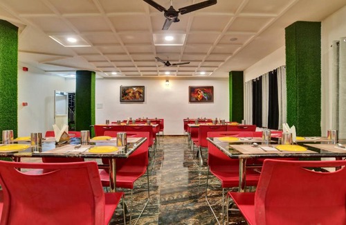 Rau Hotel | Treebo Trend SY21