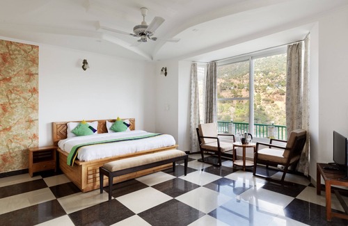 Bhimtal Hotel | Treebo Vista Lago With Lake View