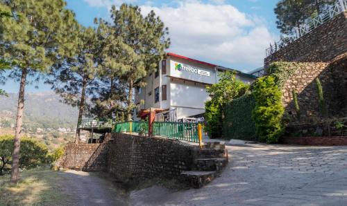 Bhimtal Hotel | Treebo Vista Lago With Lake View