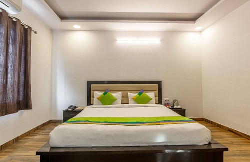 Gurugram Hotel | Treebo White Rock, Sohna Road