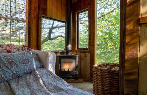 Abergele House | Treehouse Cabin Wilderness Escape