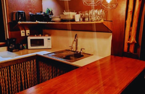 Isla Holbox Cabin | TreeHouse EcoChic/3 min walk beach/Wifi/AC/kitchen/King Size Bed