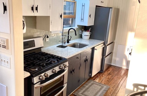 Rushville Cottage | Treehouse on Canandaigua Lake-5+ bdrm, Hot Tub!