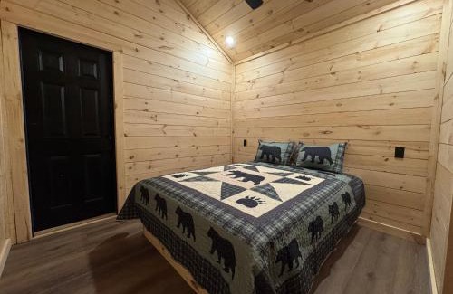 Pigeon Forge House | TreeLodges by Little Forge Resort