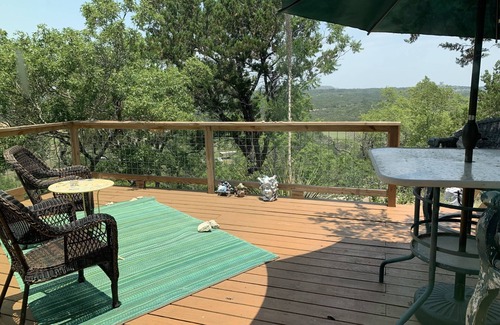 Johnson City Cabin | TREETOP CABIN @Hidden Valley Campgrd; connect with nature and hill country views