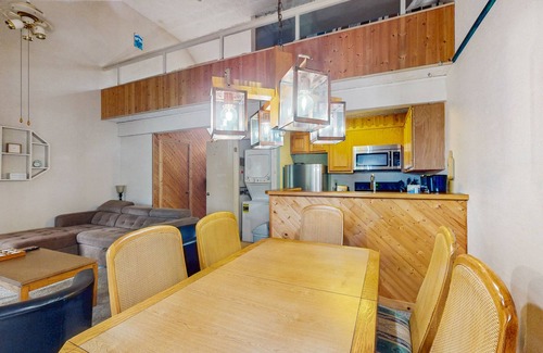 White Haven House | Treetop condo near golf + skiing with deck, grill, fireplace, & washer/dryer