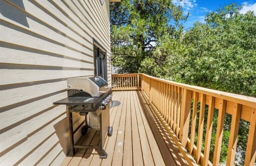 Crestline House | Treetop Haven - Indoor Jacuzzi & Hockey Table - Pet-friendly