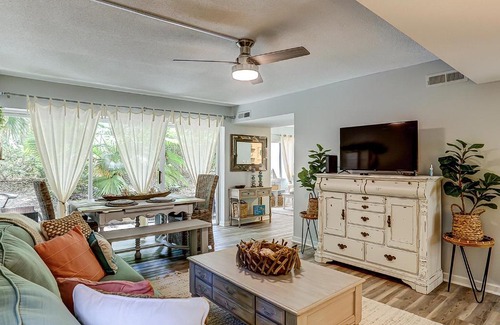 Hilton Head Island Hotel | Treetops 5701