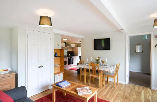 Aberdovey House | Treetops - Uk47210