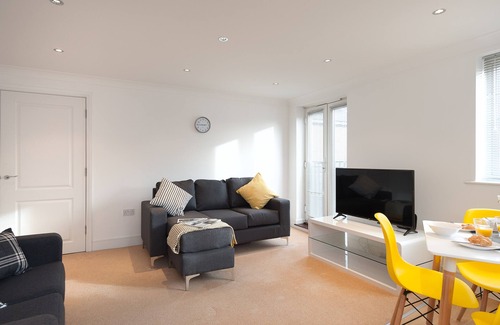 Colchester Apartment | Treeview Apartment- by Catchpole Stays