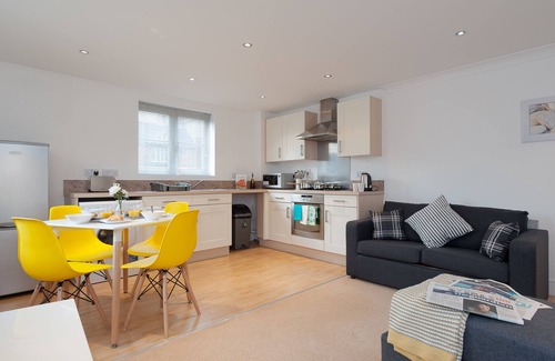 Colchester Apartment | Treeview Apartment- by Catchpole Stays