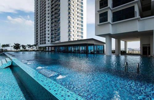 Shah Alam House | TREFOIL@SETIA CITY, STUDIO UNIT,HOMESTAY