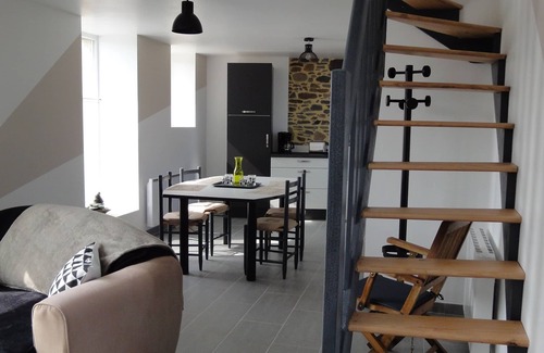 Tregomeur House | TREG'HOME, Lovely renovated self-catering cottage near the coast