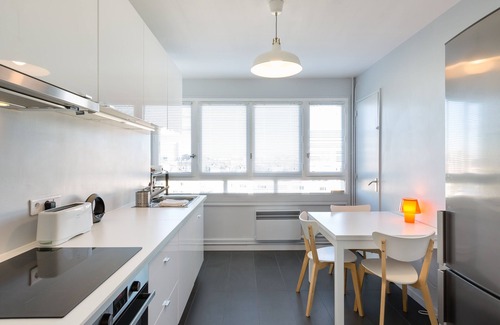 Bourg-l'Eveque Apartment | TREGOR - 2 ch - Parking + Vue sublime