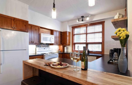 Tremblant-Les-Eaux Condo | TREMBLANT-LES-EAUX (A)