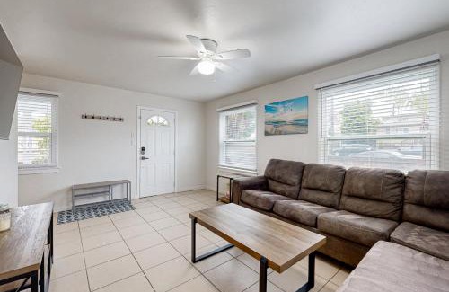 Townsite House | Tremont Beach