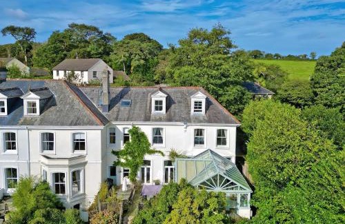Truro House | Trenare