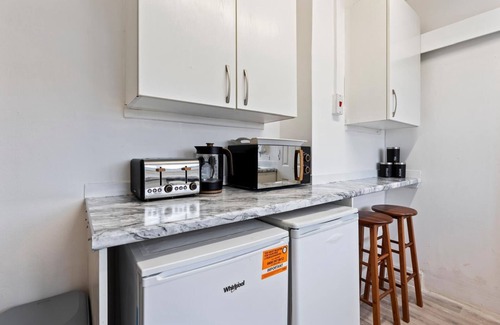 Seisdon Apartment | Trendy 1-Bedroom Apartment, Perfect Location Near NEC & Bullring