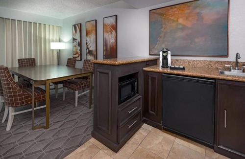 Park Central Hotel | Trendy Dallas Stay | Complimentary Breakfast, Pool & Parking