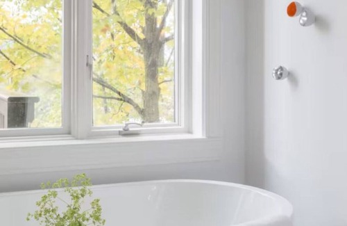 Stowe Area Hotel | Trendy Stowe Basecamp at Field Guide | Ideal for Outdoor Lovers & Foodies