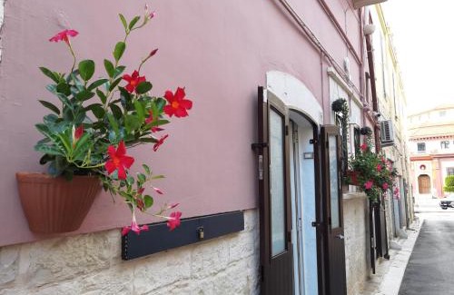 Terlizzi Apartment | Trendy Sweet Home