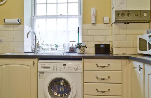 Snettisham House | Trentham Cottage