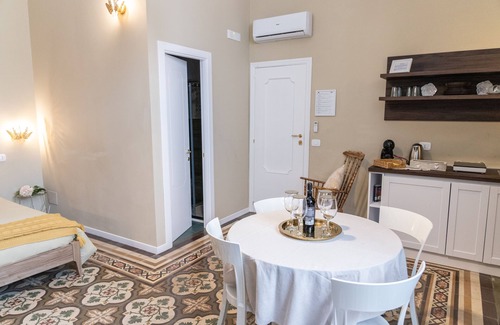Old Town Apartment | TRESCA CHARME ROOM 22