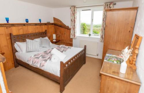 Wainhouse Corner House | Treworgie Barton - Trespaddick