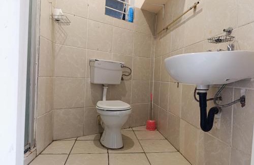 Kempton Park House | TRIANGLE STARS Guest House