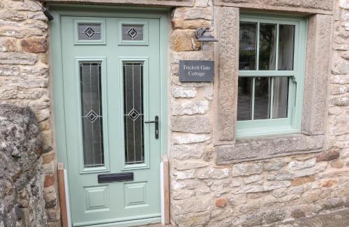 Castleton House | Trickett Gate Cottage