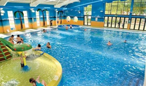 Great Houghton Resort | Triest