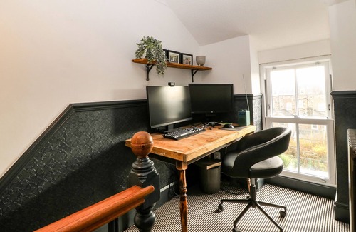 Criccieth Cottage | TRIGFA, pet friendly, character holiday cottage in Criccieth